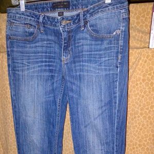 Banana Republic siz8 Long Women's Flare Jeans Low Rise With button back Pockets